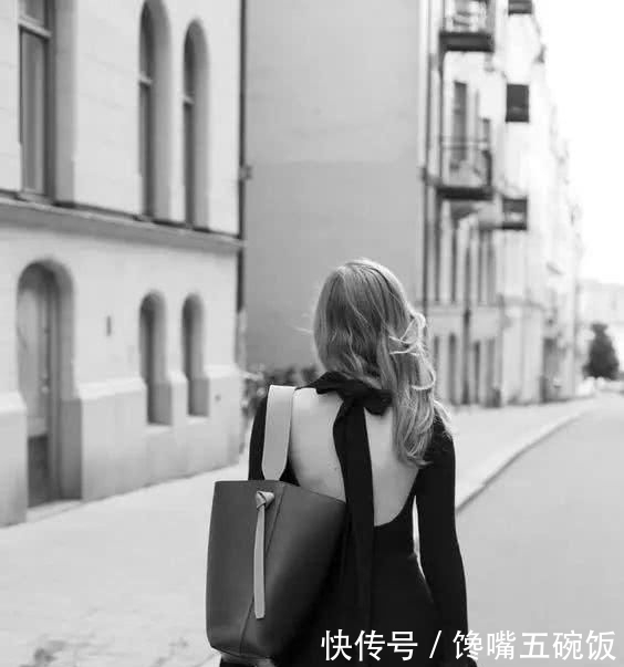  『它表明了什』女人的衣品比颜值更重要