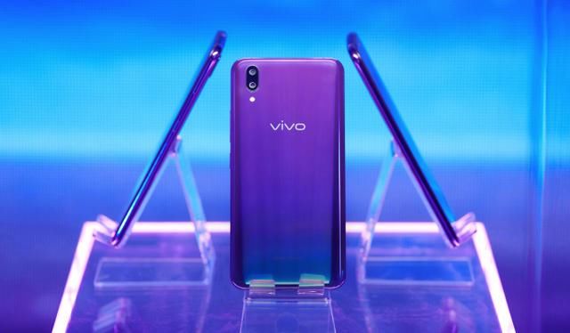 年轻潮人都在关注，中国新说唱引领两大时尚元素