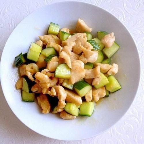 #鸡丁#晚餐多给孩子喝一水,每天1碗,孩子猛长个,比喝牛奶还强