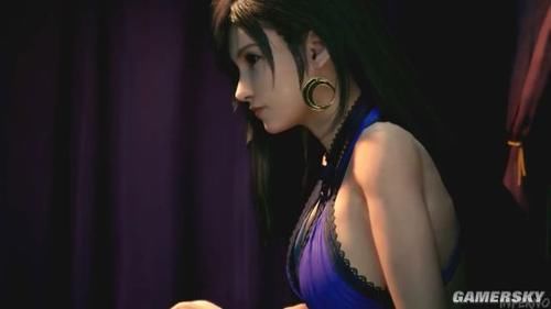  【制版】《最终幻想7：重制版》蒂法爱丽丝全服装演示 克劳德都看呆了