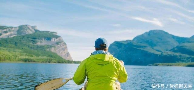 全球最深的十大湖泊, 第一名曾经是中国的内陆湖