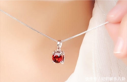  水晶：肤色与彩色水晶的搭配之道