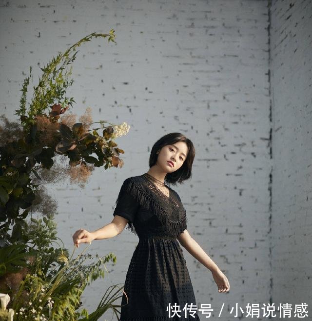 看见沈月未修图我沉默了,这腿型真是泥石流,还是日系少女