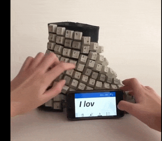 『大赛』时尚界迷之设计大赛!背上绑张床走秀,拎包入住吗?