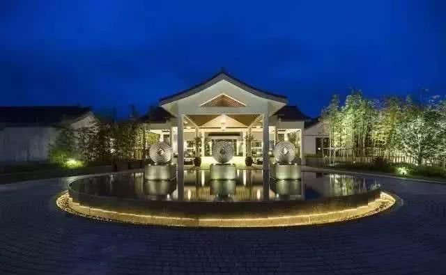 全球38家顶级奢华品牌酒店,你睡过几个?