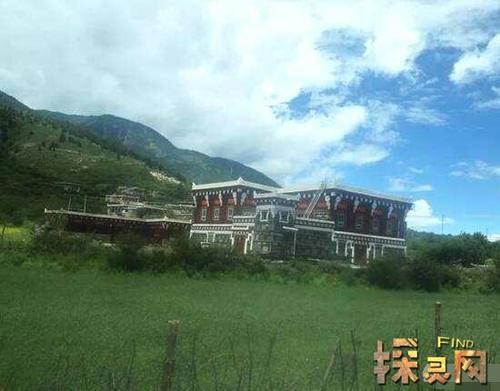 西宁香格里拉闹鬼事件，半夜三更孤魂来敲门