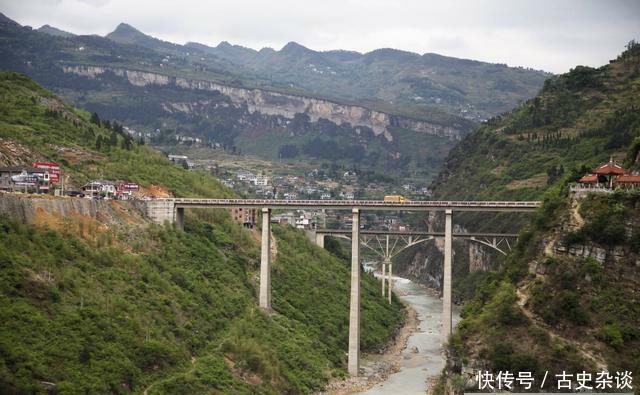  旅游景点|四川最庞大的4个城市