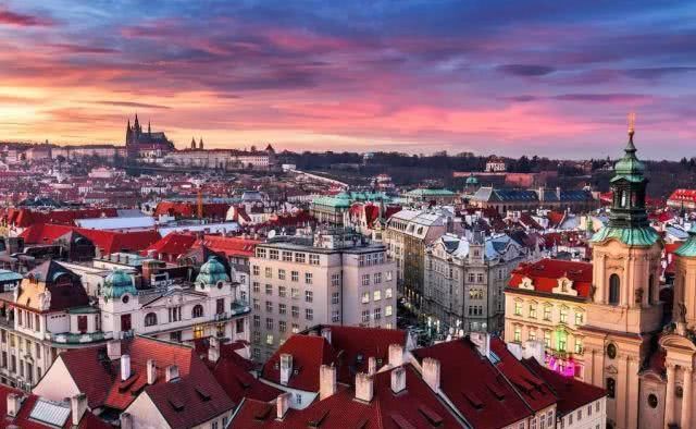 女人一定要去的12个旅行地，争取每年去一个，可好？