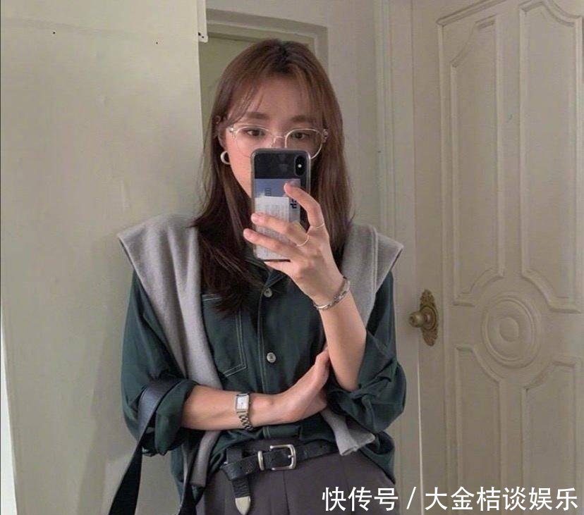 舒适@韩国欧尼简约舒适的日常搭配,气质优雅又显瘦,出门约会超吸睛