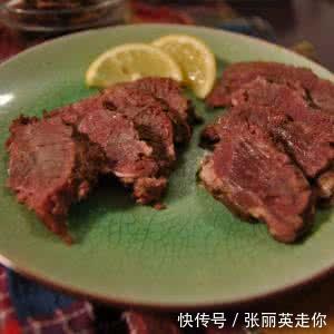 为什么熟食摊上的卤牛肉价格和生牛肉价格差不