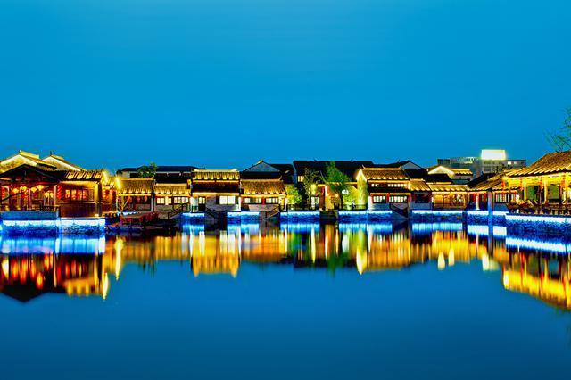 这座3000年古镇，夜景美到令人窒息，这才是江南古镇该有的味道