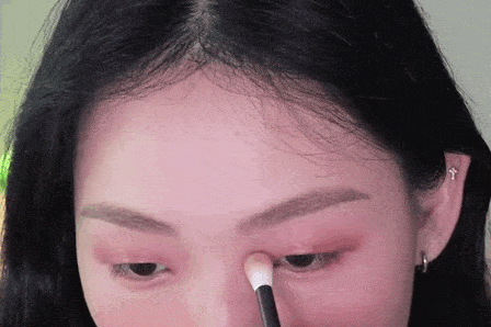 不配■“单眼皮小眼睛”看回来!教你如何画眼妆画法,看了以后请不必再聊:我不配!