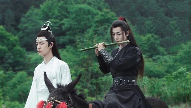 王一博出席视频