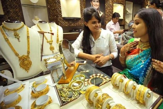 印度人纳闷：为啥黄金卖的这么便宜，中国游客都不买，太小气了？