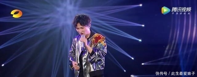 『洗脑』周深唱没内核、烫嘴又洗脑的《达拉崩吧》,为何能拿第一?