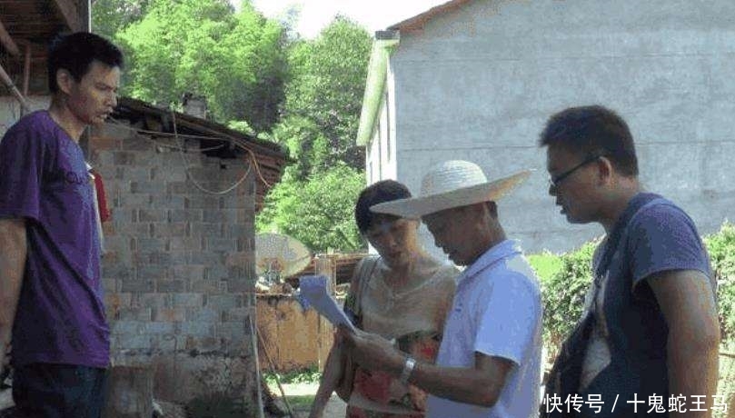  「时代」农村村干部选举制度大变化：农民步入历史上最好的时代