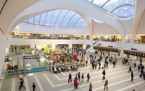  【姑娘】美国姑娘来中国，生活一周后直言：很多地方比美国都好