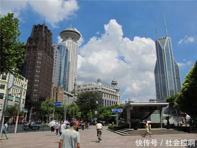  净赚■中国最赚钱的高铁，1318公里车票553元，年净赚上百亿