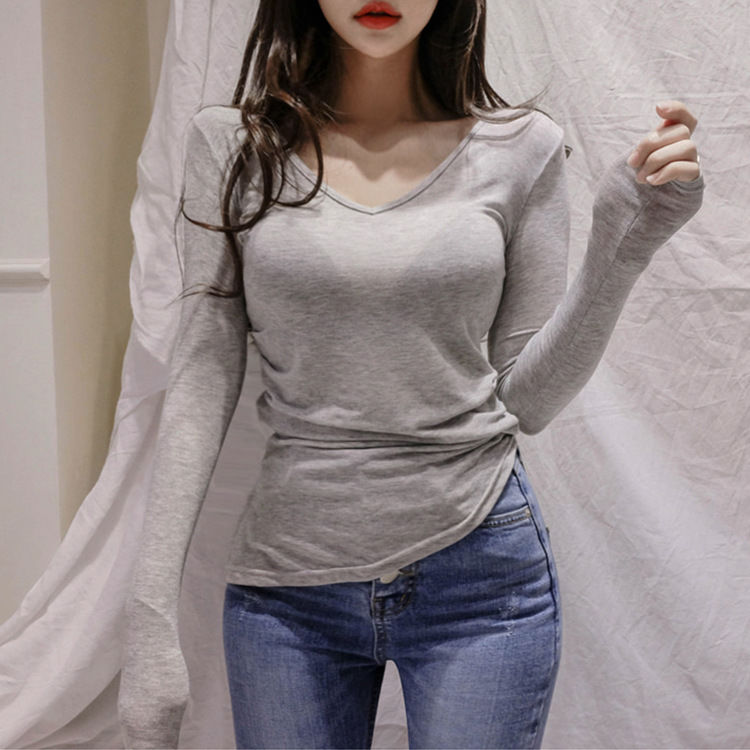 性感妩媚的秋季打底衫全在这里，超级适合上身微胖的女人穿