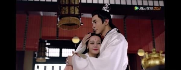 『美女』《枕上书》白浅大婚回归，出场方式太惊艳，不愧是青丘第一美女！