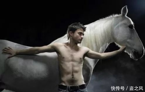  「竟是」原来赫敏当年爱的竟是他？《哈利波特》上映18周年，霍格沃茨的学生如今还好吗