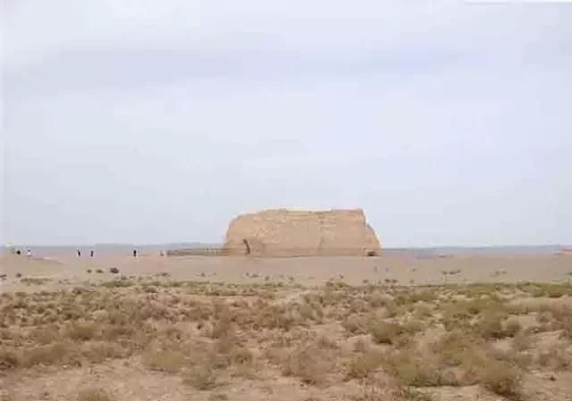 新疆17个捡宝石、玉石的地方 ！