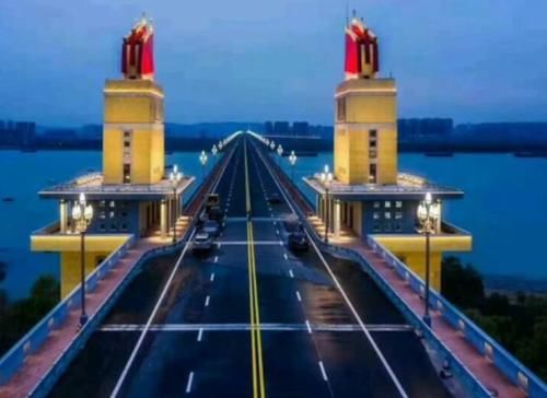  「南京长江大桥」世界之最，南京长江大桥，由中国自行设计建造