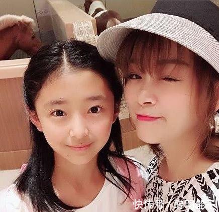 变形计：阔太带农村女孩买衣服，换装后女孩立马变脸，太真实！