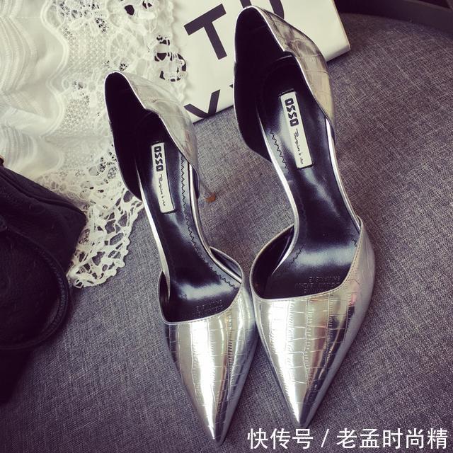  #纤细的脚#征服男神，你只差这一双气质单鞋，妖娆性感，诱人魅惑