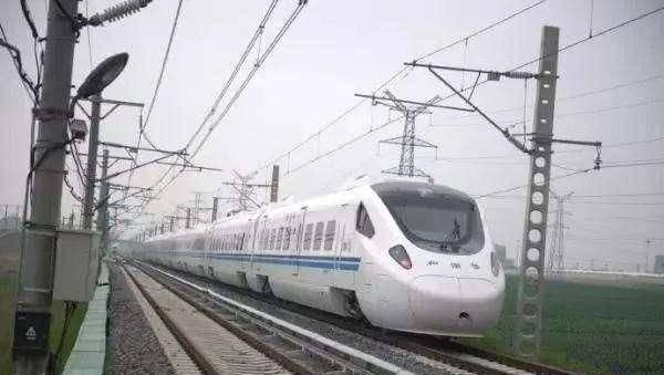  一条|中国斥资172亿再建一条高铁，全程190公里经8市，有经过你
