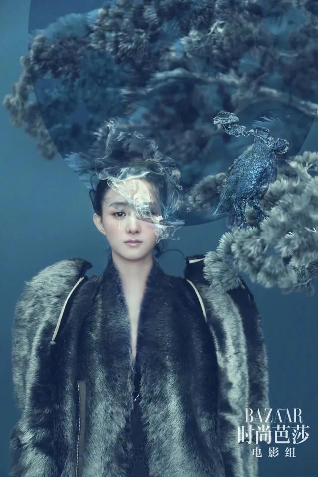  春天都：全网都在仿的Jennie粉嫩蜜桃妆，今年哪里不一样？