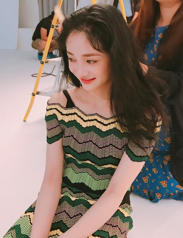 周洁琼变身古装仙女，比18岁的大S更美，期待你的古装剧！