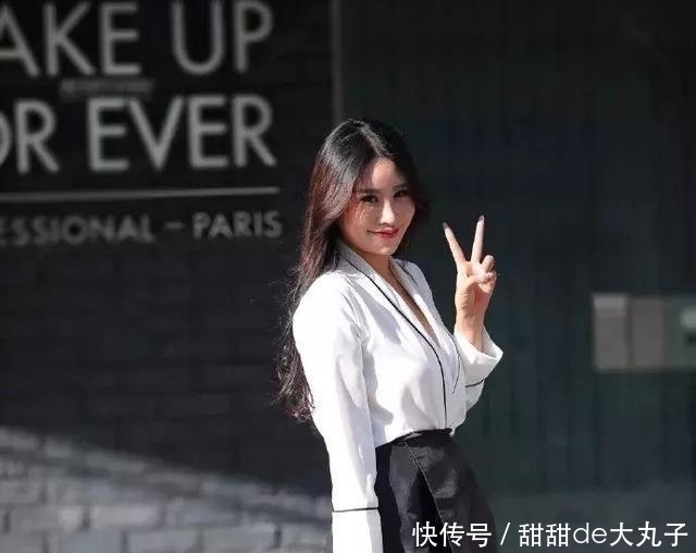  「气质」高跟鞋气质中带着典雅，凸显出女生美好的气质