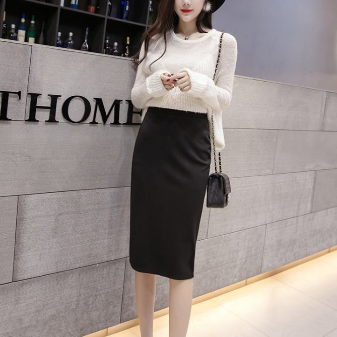 上海女人真会穿，一步裙+“酒杯鞋”，优雅性感，美翻了