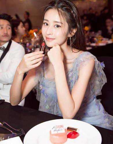 假疫苗事件引起公愤，章子怡:TMD，颖儿:你们的良心不会痛吗