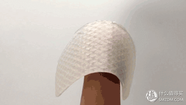 干皮星人分享几款好用还想回购的护肤、彩妆品