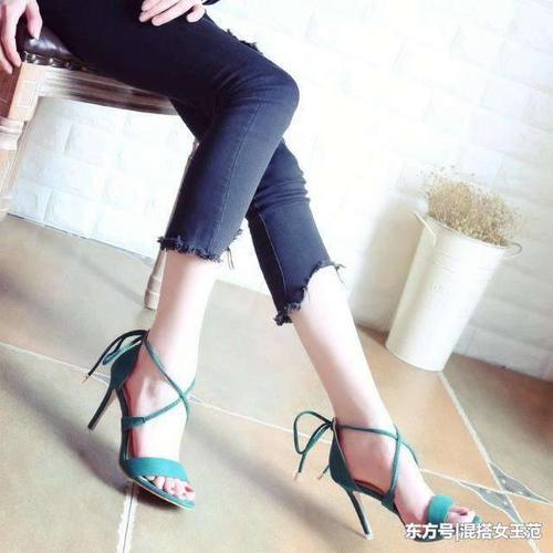 丝袜遇上“高跟鞋”, 让美脚在夏天透透气