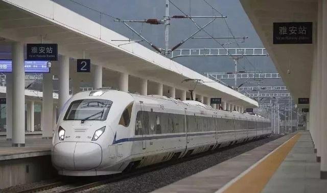 14条铁路开通、三条铁路开建，中国铁路厉害了！