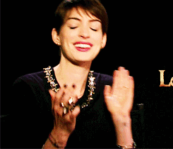 杨幂脚上这双鞋流行了100多年，倪妮Baby都要争着穿！