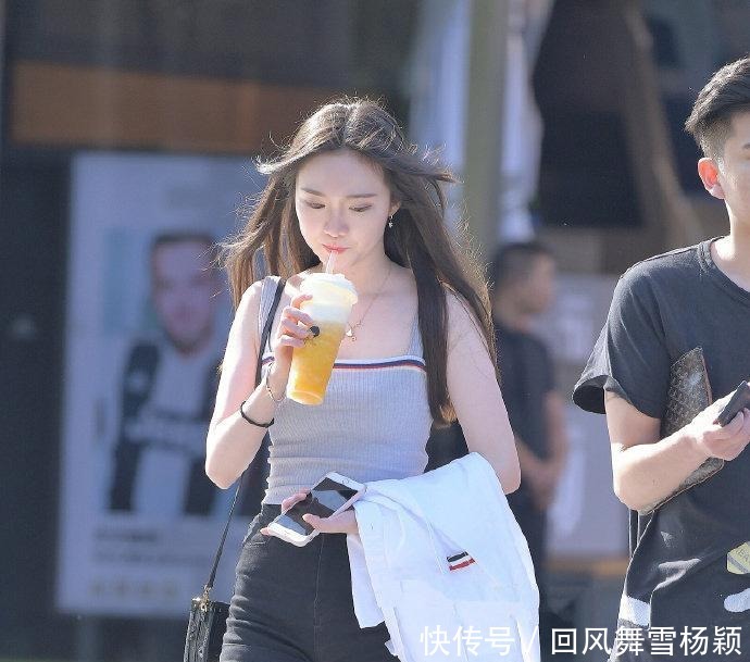  吊带■短裤搭配吊带上衣，夏日穿搭的好选择，清凉感觉让人不得不爱
