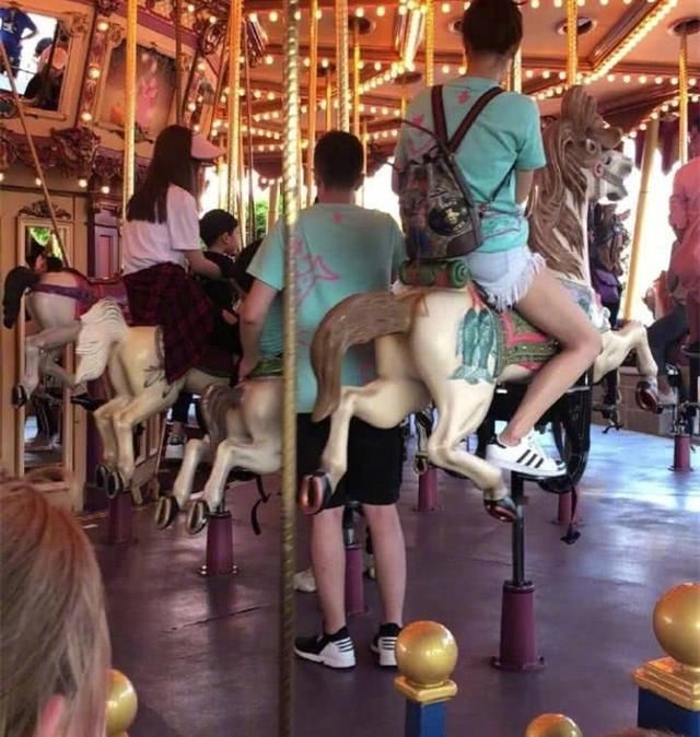 杨颖人设崩塌？餐厅耍大牌威胁顾客删除照片，黄晓明：绝对是谣言