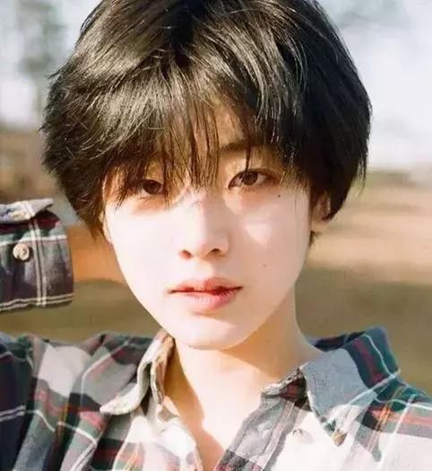 有这7个标志的女生，剪了短发颜值会飙升！尤其第2个，吸引人眼球