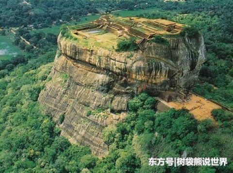 世界上一座建在岩石上的城市，高度达180米，堪称古代人工奇迹