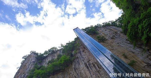 贵州旅游在悬崖绝壁上修建百米垂直电梯,是方便游客还是搞噱头