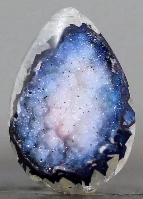 这些万年石头里都藏着一幅画，神奇到你难以置信！！