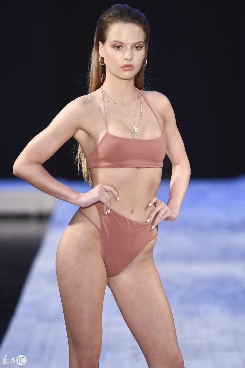 2019迈阿密泳装周:澳洲最好看的比基尼都凑齐了