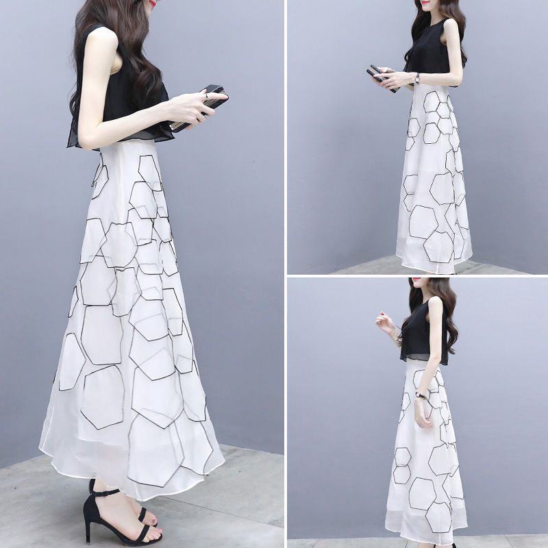 丰满的女人不穿紧身衣真浪费?学学下图这样穿，尽显风情万种