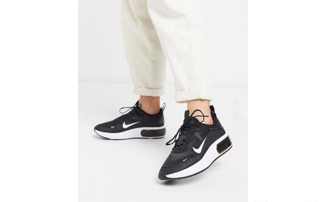  「球鞋」时尚教主Anna Wintour认可的运动鞋，就是这双Nike经典款球鞋