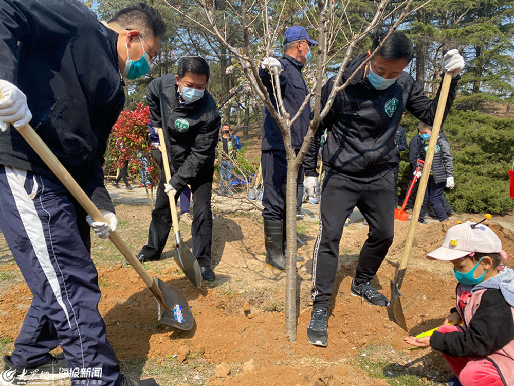  【援助】70余名援助湖北医疗队员返青共植“战疫林”