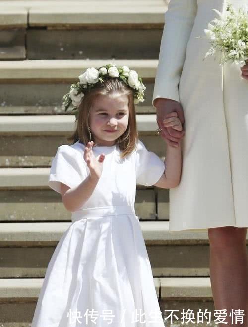 夏洛特小公主衣品遗传凯特? 贝克汉姆女儿小七甘拜下风, 真可爱